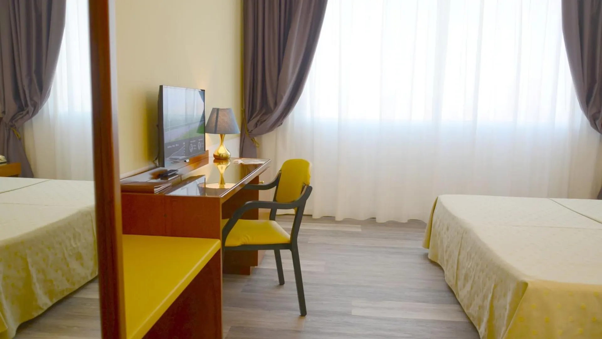 Hotel Krystal Bussolengo 3*,  Italy