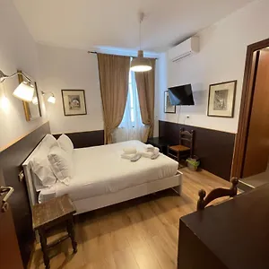 Guest house Gold House 