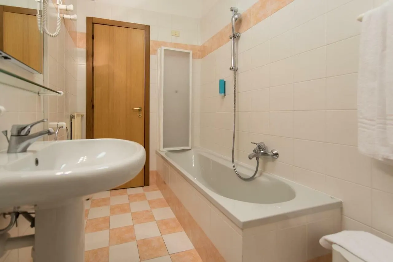 Hotel Krystal Bussolengo