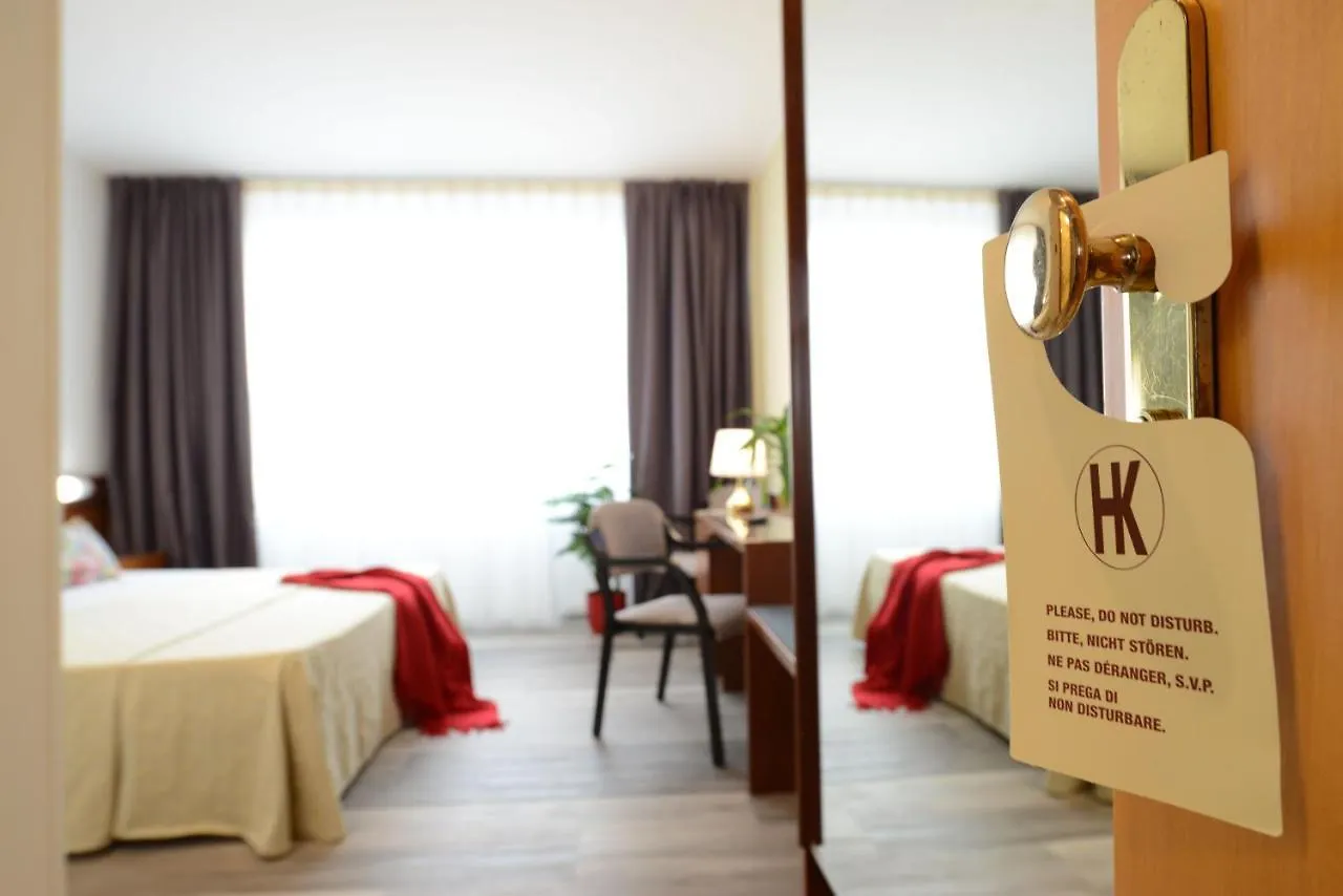 Hotel Krystal Bussolengo 3*,  Italy