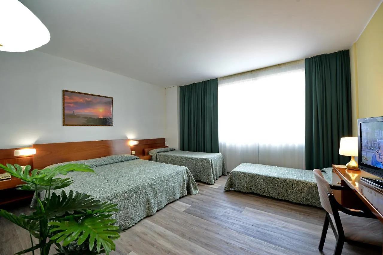 ***  Hotel Krystal Bussolengo Italy